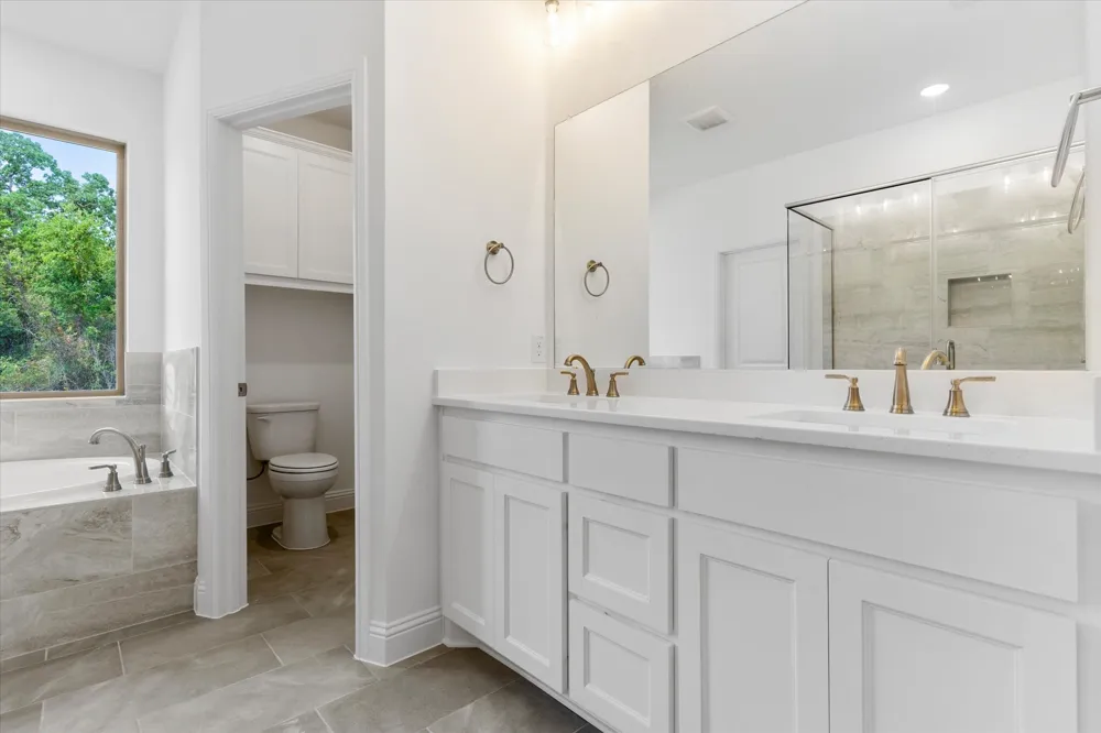 1001 Leo Lane Poolville, TX 76487