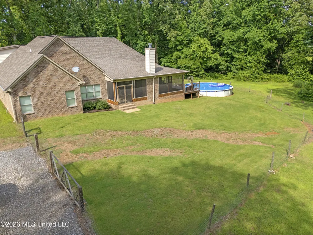 8301 Browns Ferry Road Senatobia, MS 38668