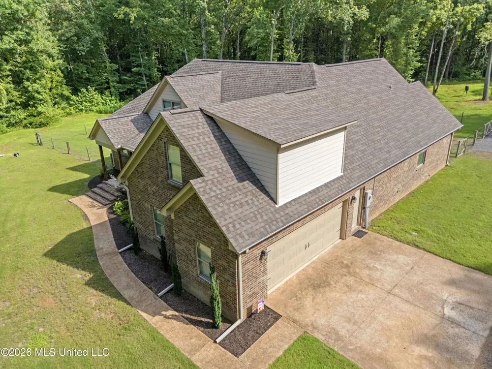 8301 Browns Ferry Road Senatobia, MS 38668