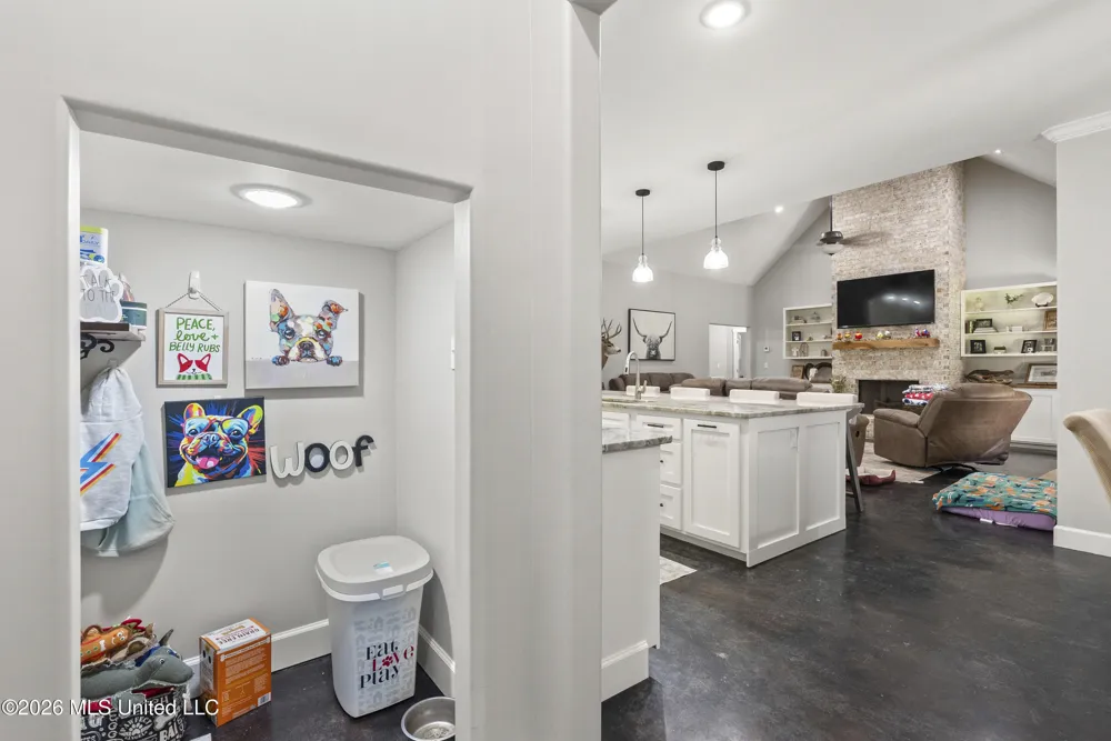 8301 Browns Ferry Road Senatobia, MS 38668