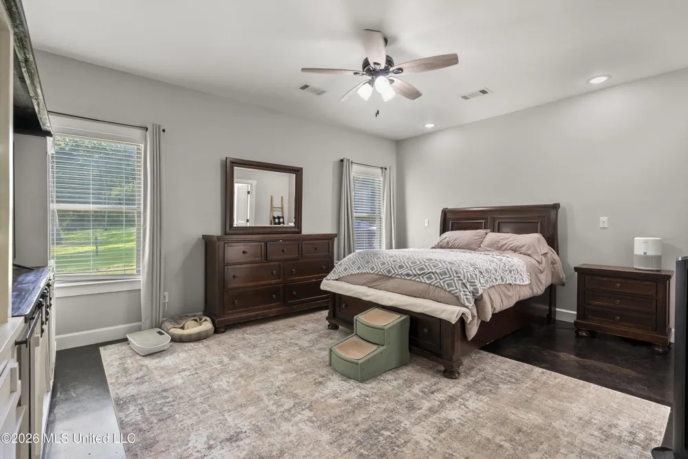 8301 Browns Ferry Road Senatobia, MS 38668