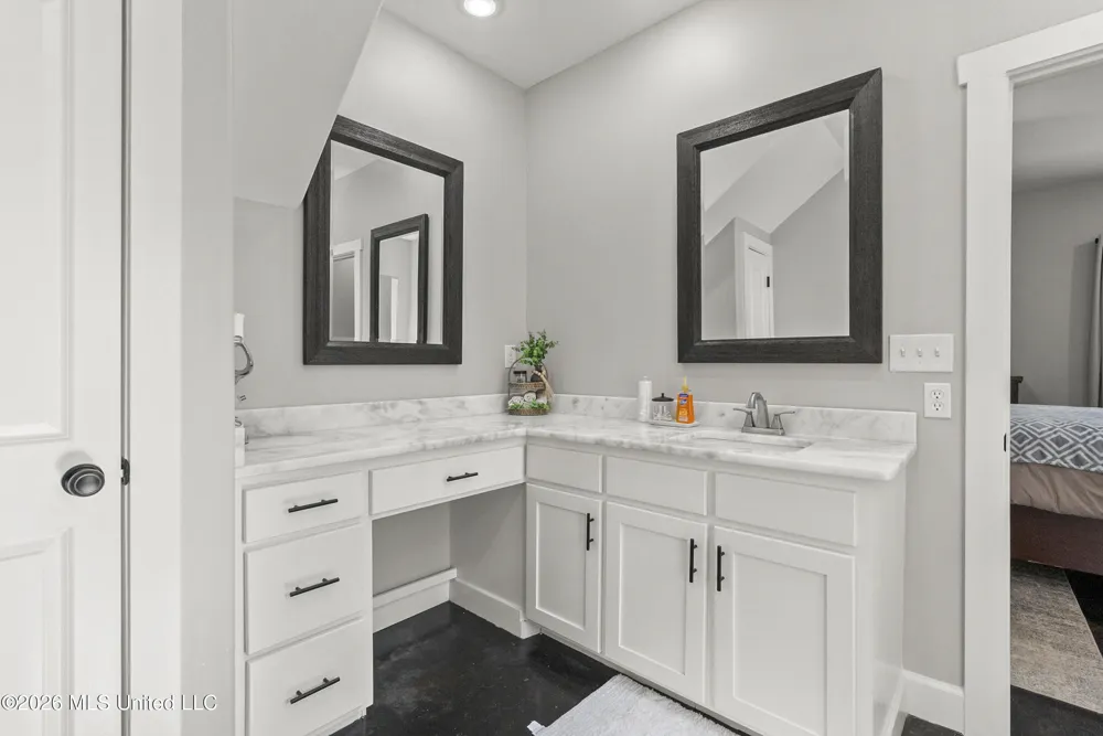 8301 Browns Ferry Road Senatobia, MS 38668