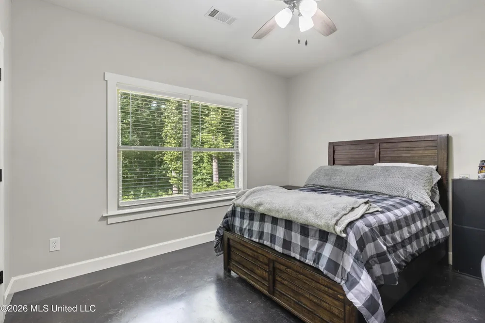 8301 Browns Ferry Road Senatobia, MS 38668