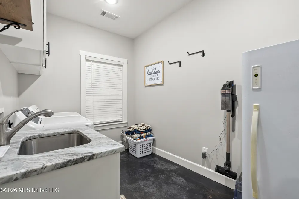 8301 Browns Ferry Road Senatobia, MS 38668