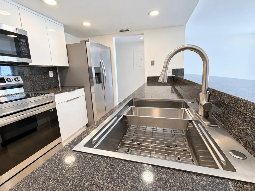 3756 NE 166th St #112 North Miami Beach, FL 33160
