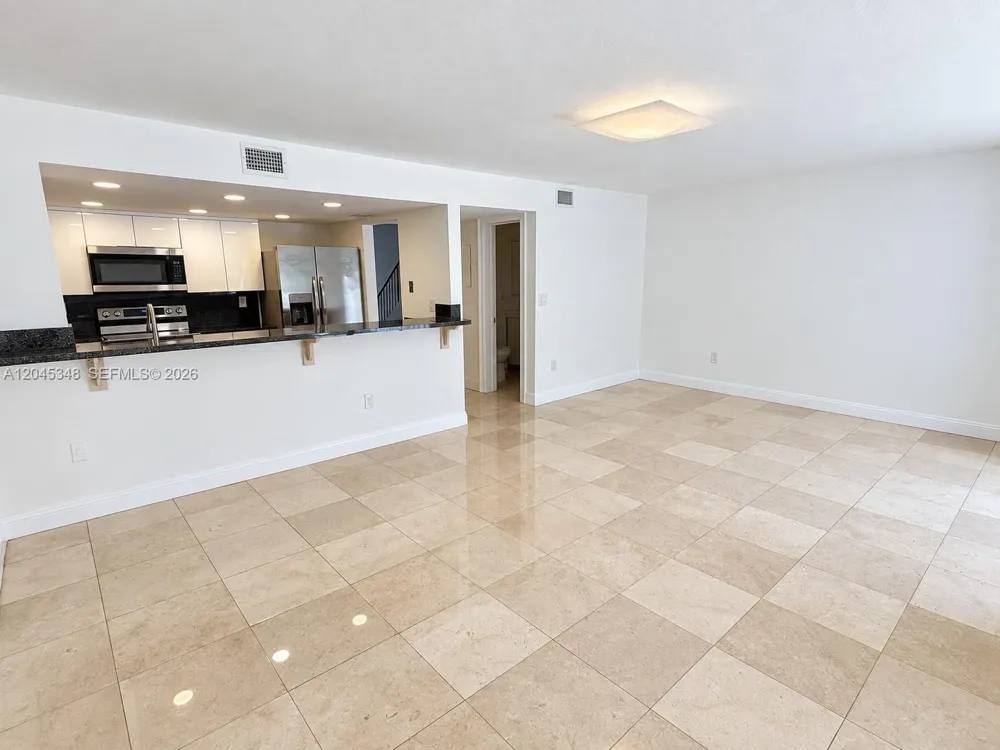 3756 NE 166th St #112 North Miami Beach, FL 33160