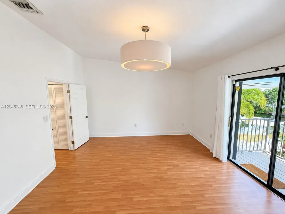 3756 NE 166th St #112 North Miami Beach, FL 33160
