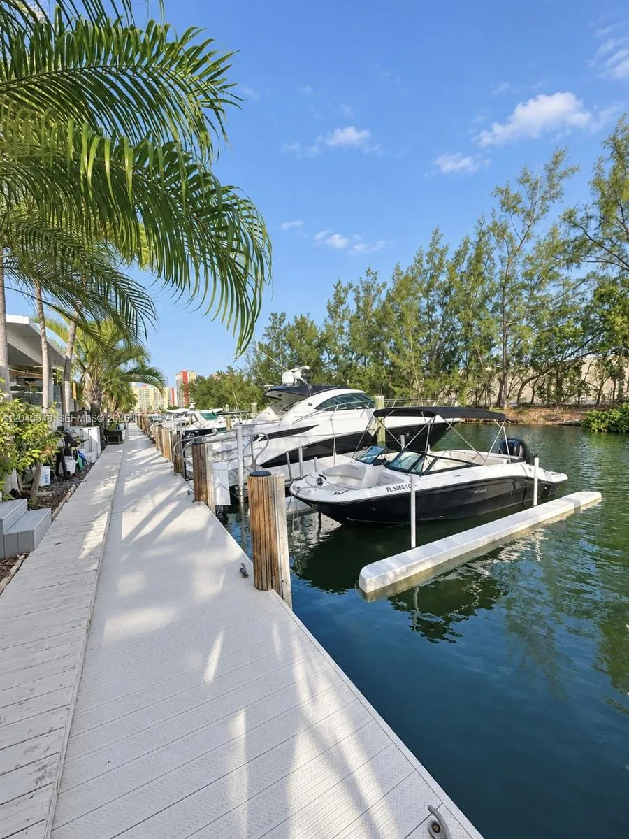 3756 NE 166th St #112 North Miami Beach, FL 33160