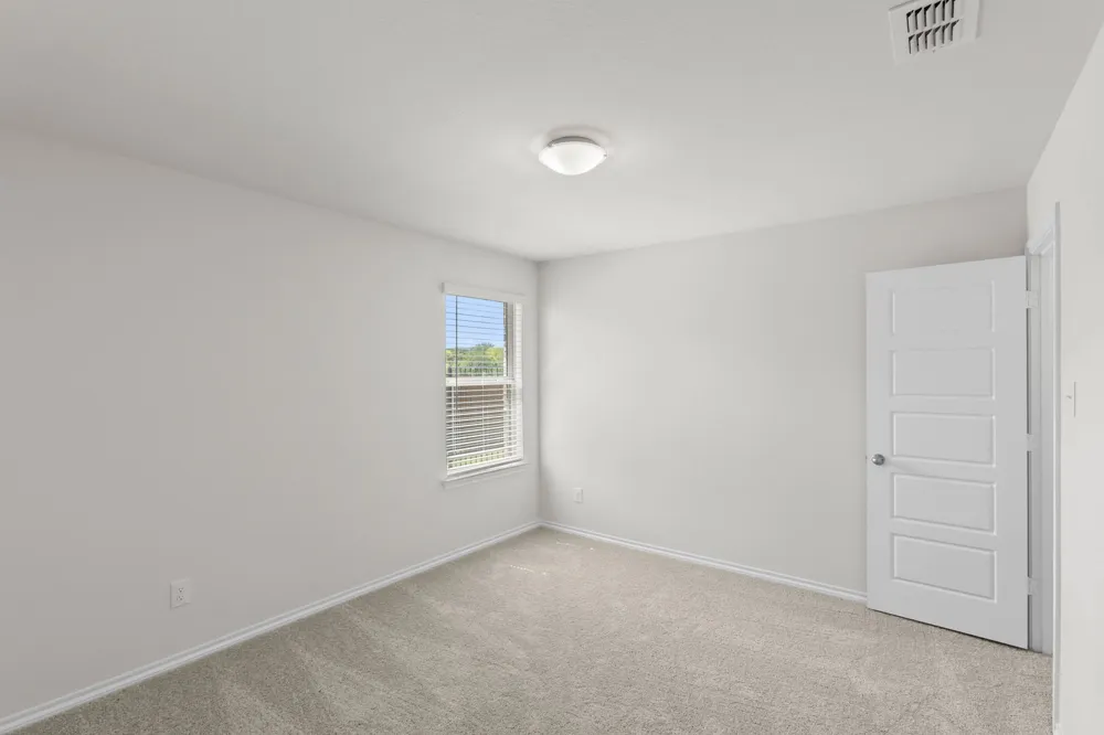 2613 River Bank Drive Burleson, TX 76028