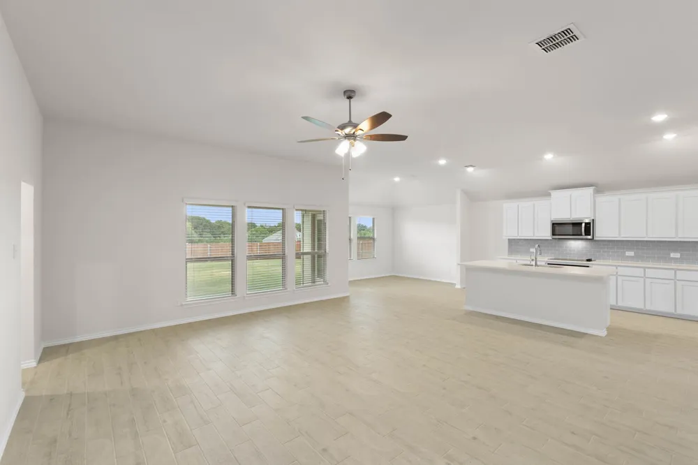 2613 River Bank Drive Burleson, TX 76028