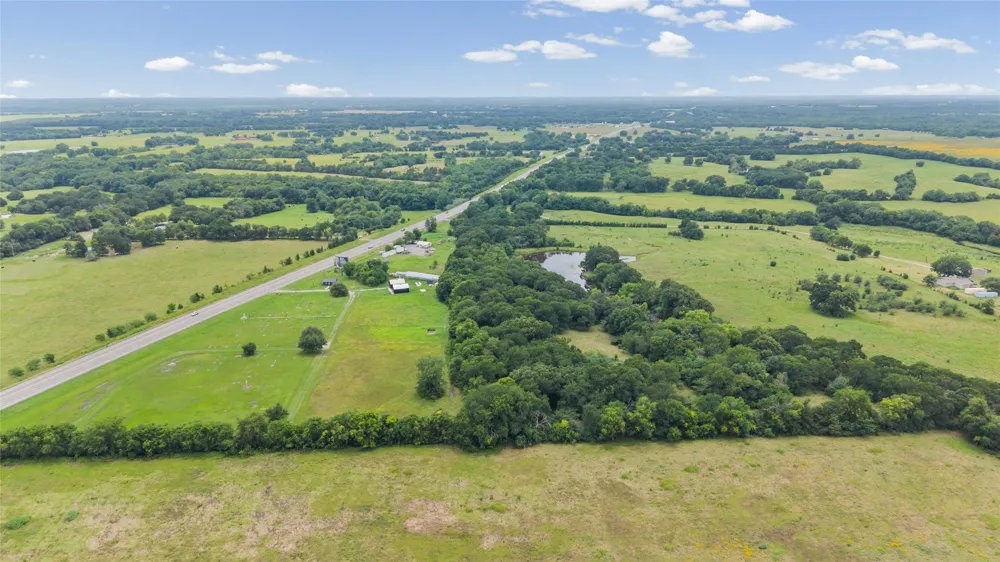 32 S Hwy 121 Highway Bonham, TX 75418