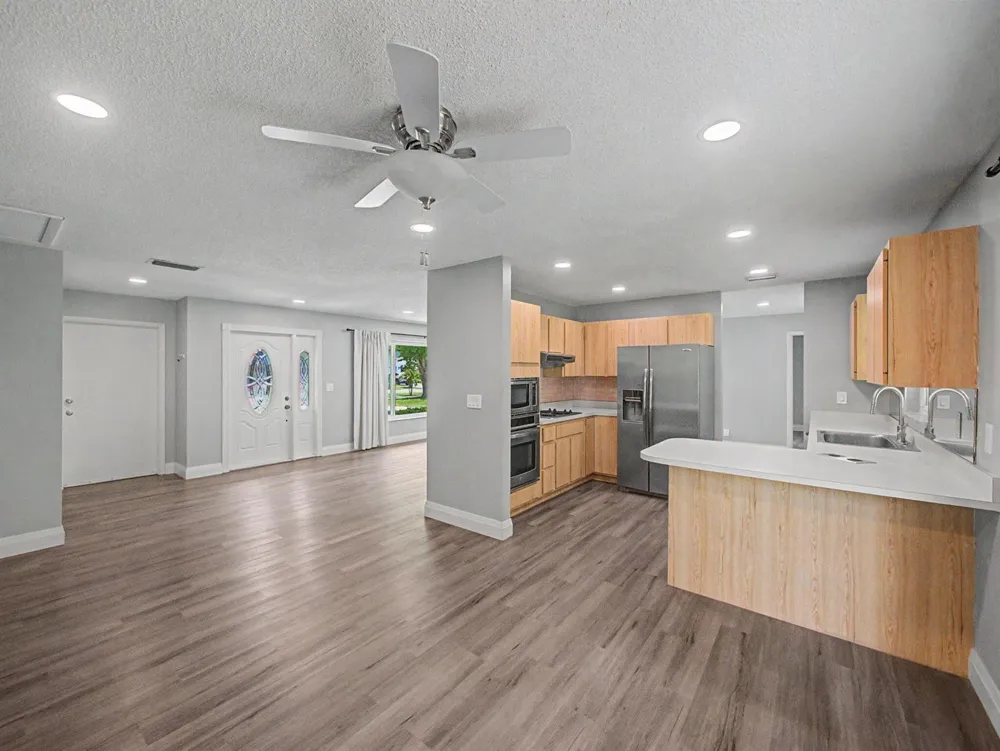 126 Chapel Lane Tequesta, FL 33469