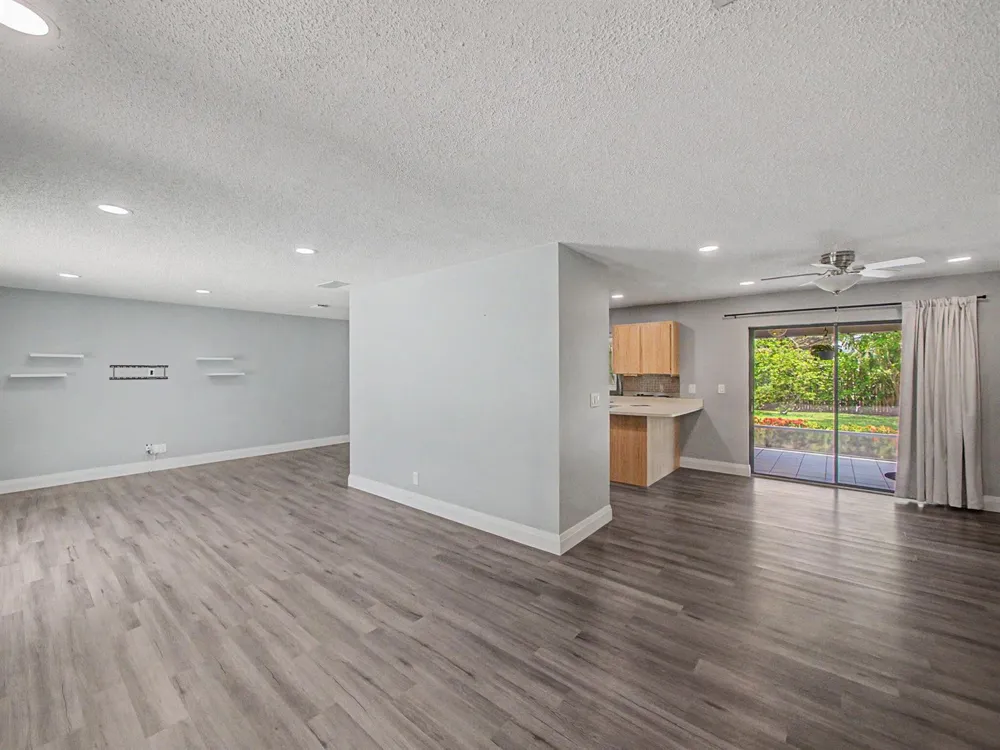 126 Chapel Lane Tequesta, FL 33469