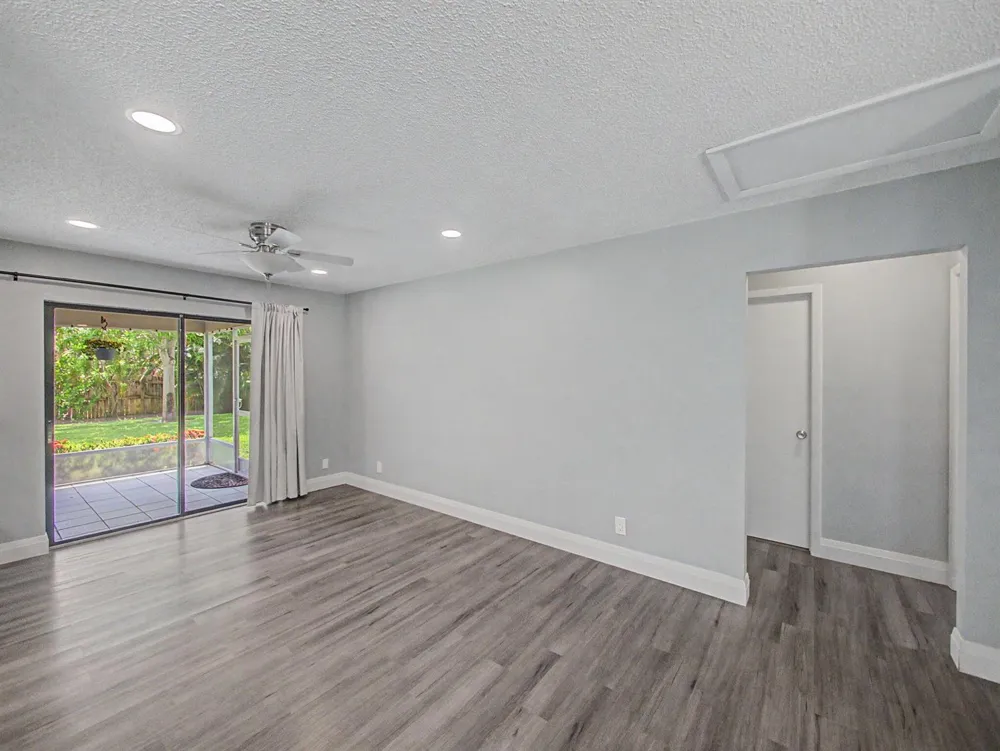 126 Chapel Lane Tequesta, FL 33469