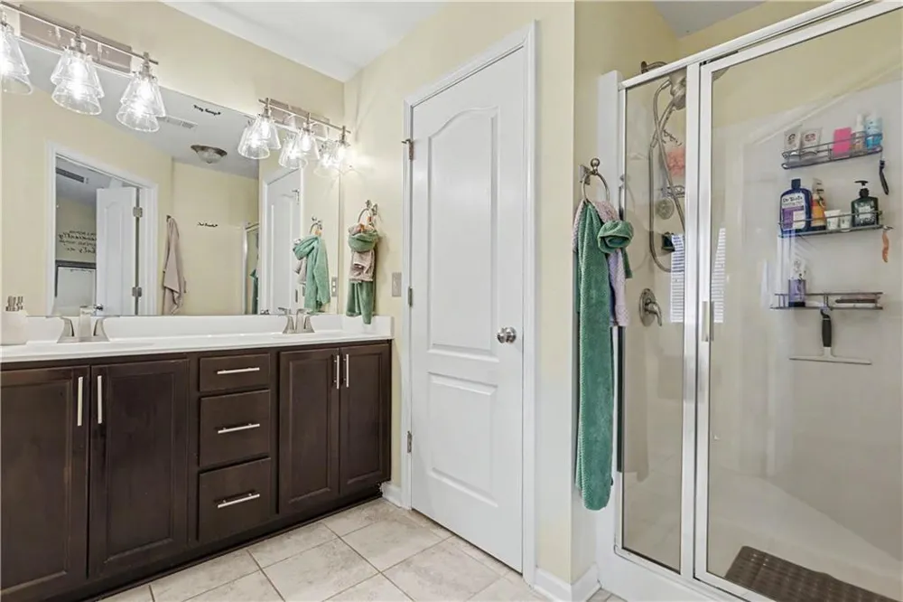 5563 Radford Loop Fairburn, GA 30213