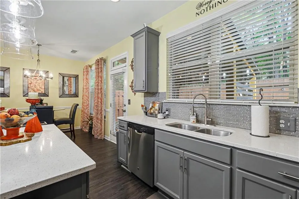 5563 Radford Loop Fairburn, GA 30213