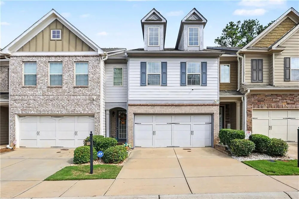 5563 Radford Loop Fairburn, GA 30213