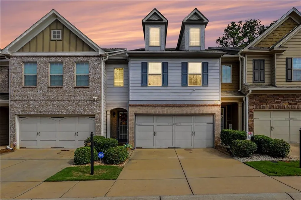 5563 Radford Loop Fairburn, GA 30213
