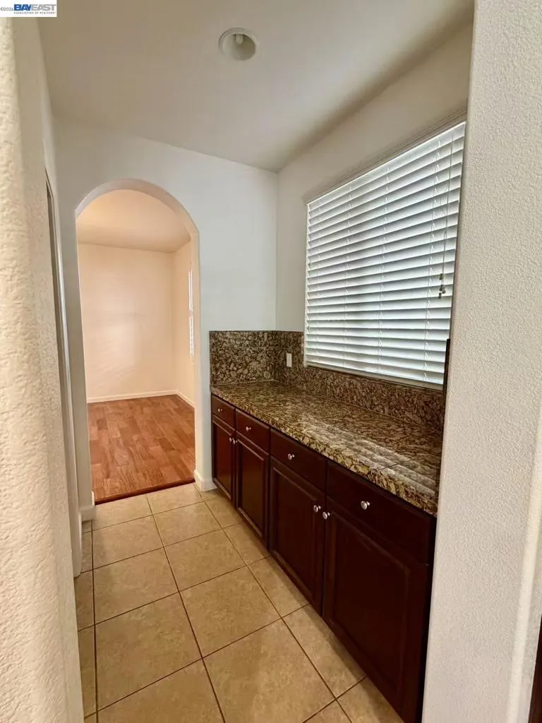 3809 Ruffed Grouse Ln Modesto, CA 95355