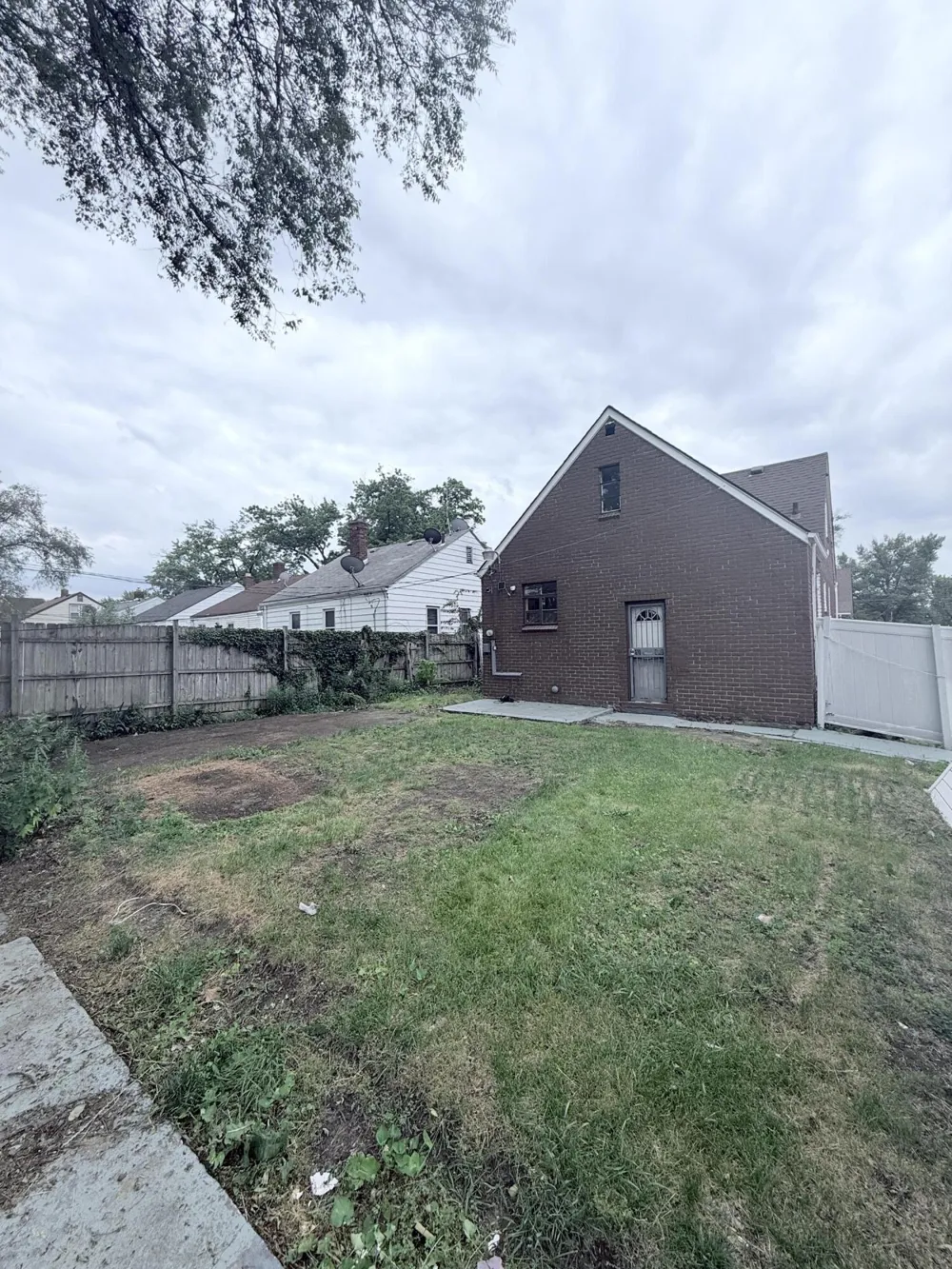 15786 Tracey Street Detroit, MI 48227