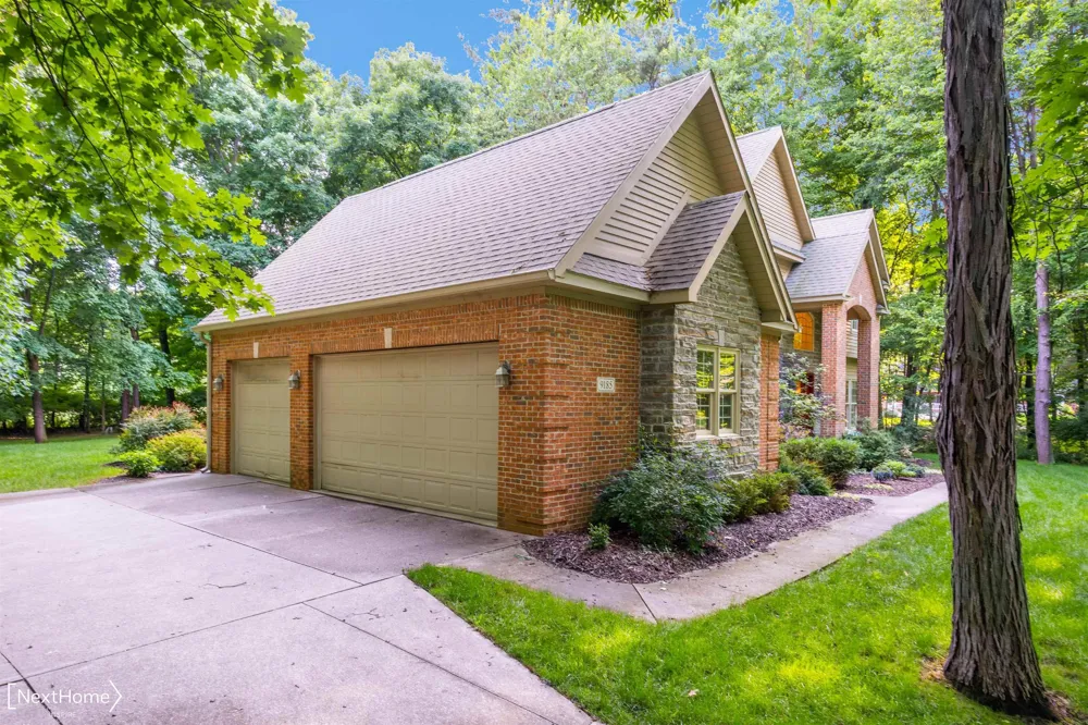 9185 North Island Drive Flushing Charter Township, MI 48433