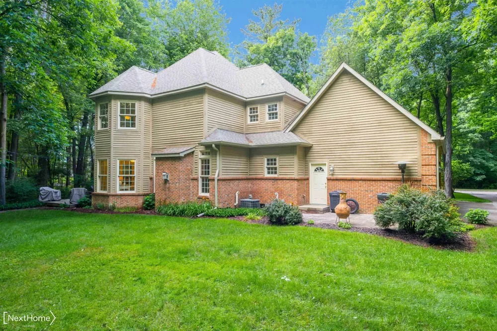 9185 North Island Drive Flushing Charter Township, MI 48433