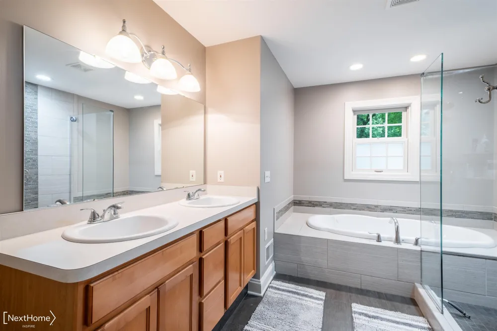 9185 North Island Drive Flushing Charter Township, MI 48433