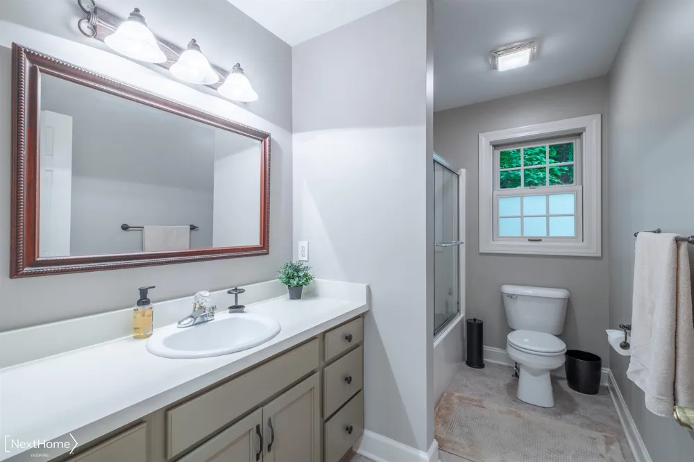 9185 North Island Drive Flushing Charter Township, MI 48433