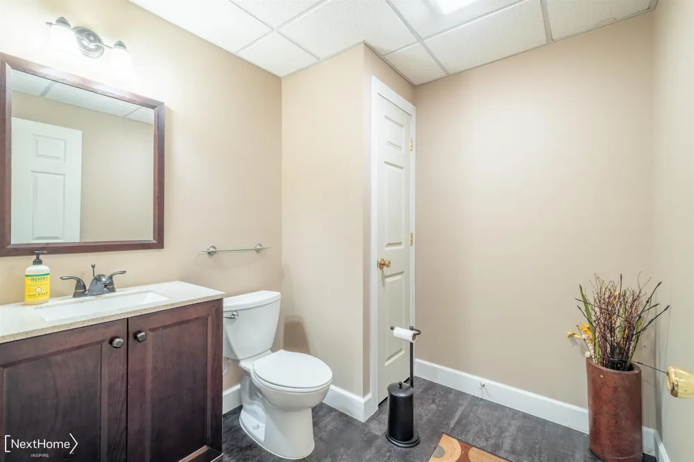9185 North Island Drive Flushing Charter Township, MI 48433