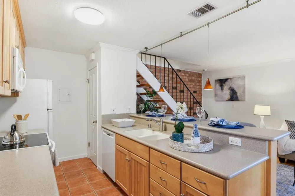 207 Watson Drive #3 Campbell, CA 95008