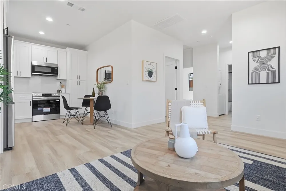 4429 Phelan Avenue Baldwin Park, CA 91706