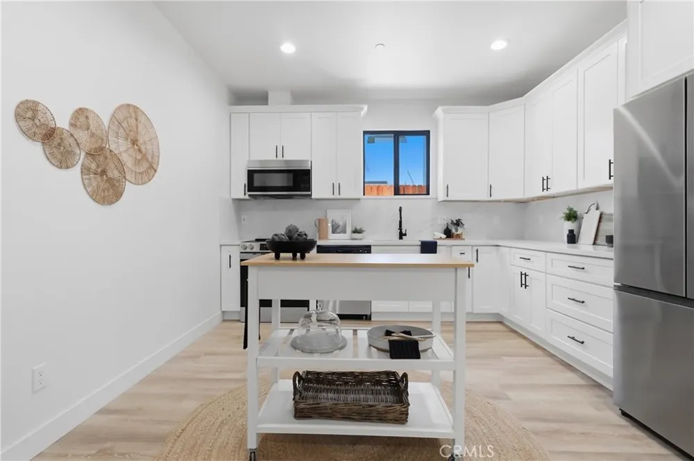4429 Phelan Avenue Baldwin Park, CA 91706
