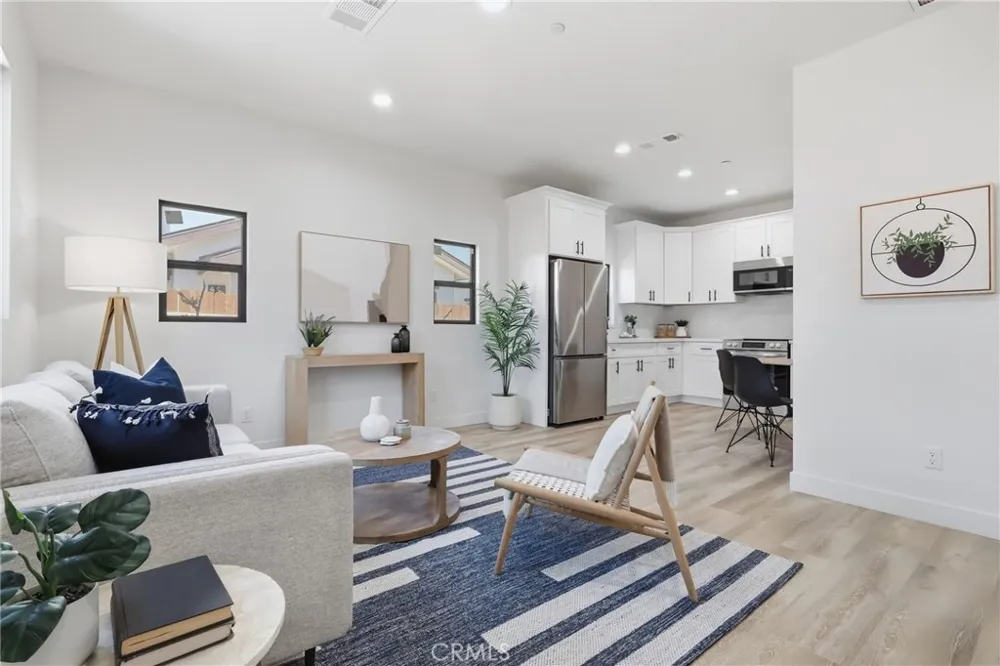 4429 Phelan Avenue Baldwin Park, CA 91706