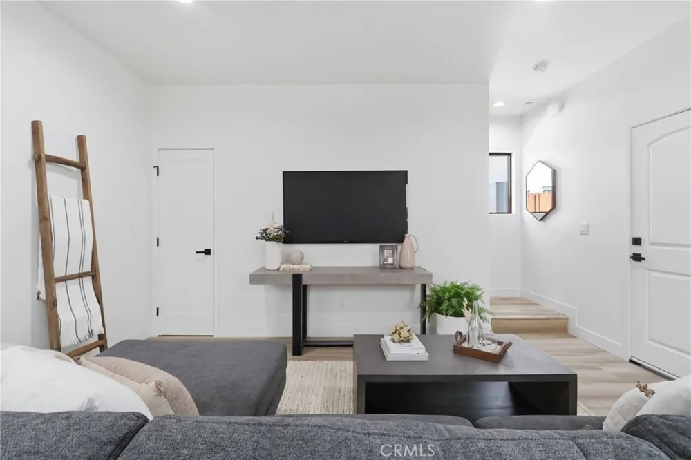 4429 Phelan Avenue Baldwin Park, CA 91706