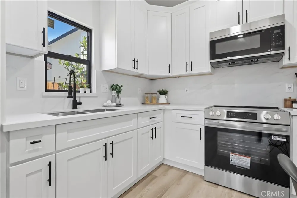 4429 Phelan Avenue Baldwin Park, CA 91706