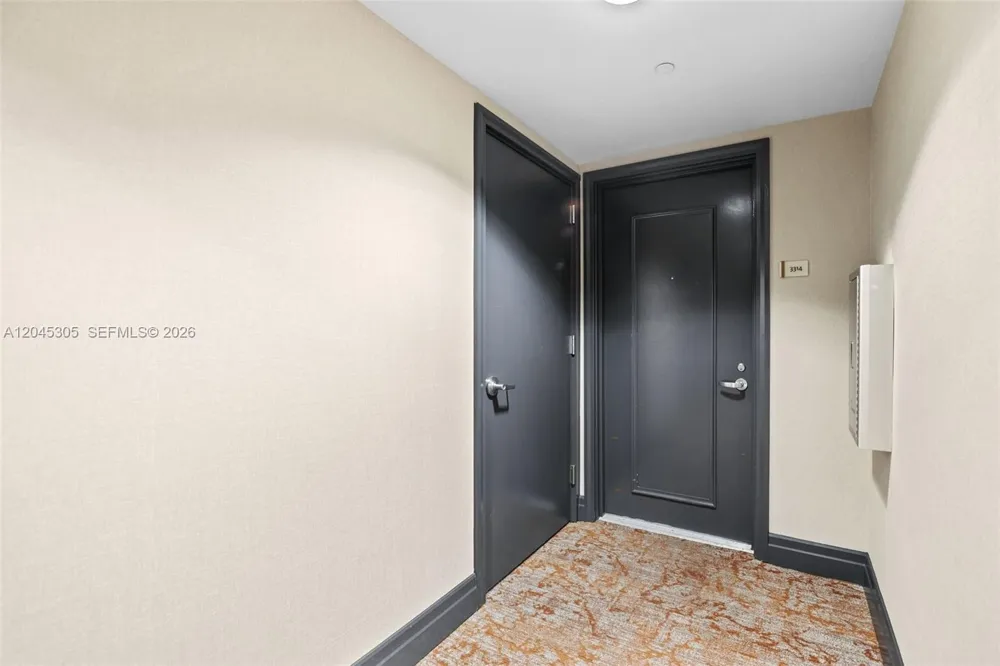 1050 Brickell Ave #3314 Miami, FL 33131