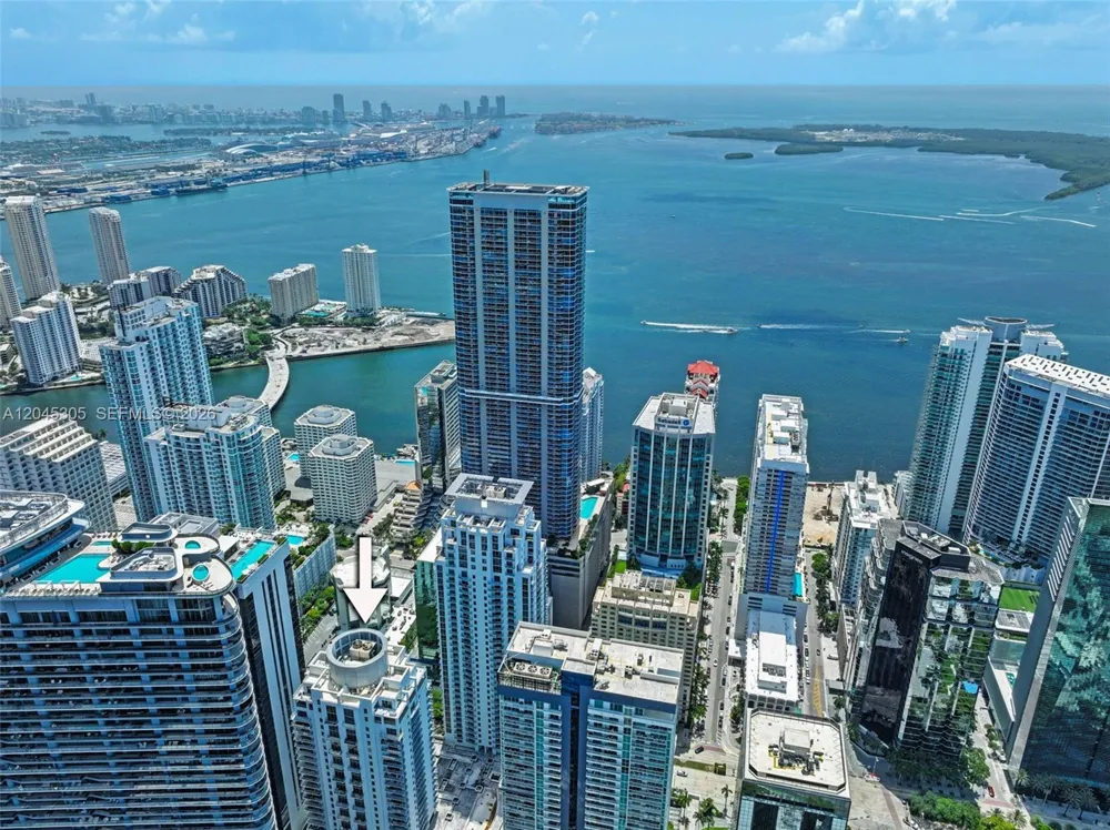 1050 Brickell Ave #3314 Miami, FL 33131