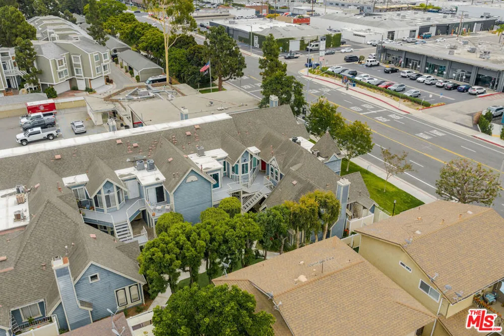 810 Baker Street #204 Costa Mesa, CA 92626