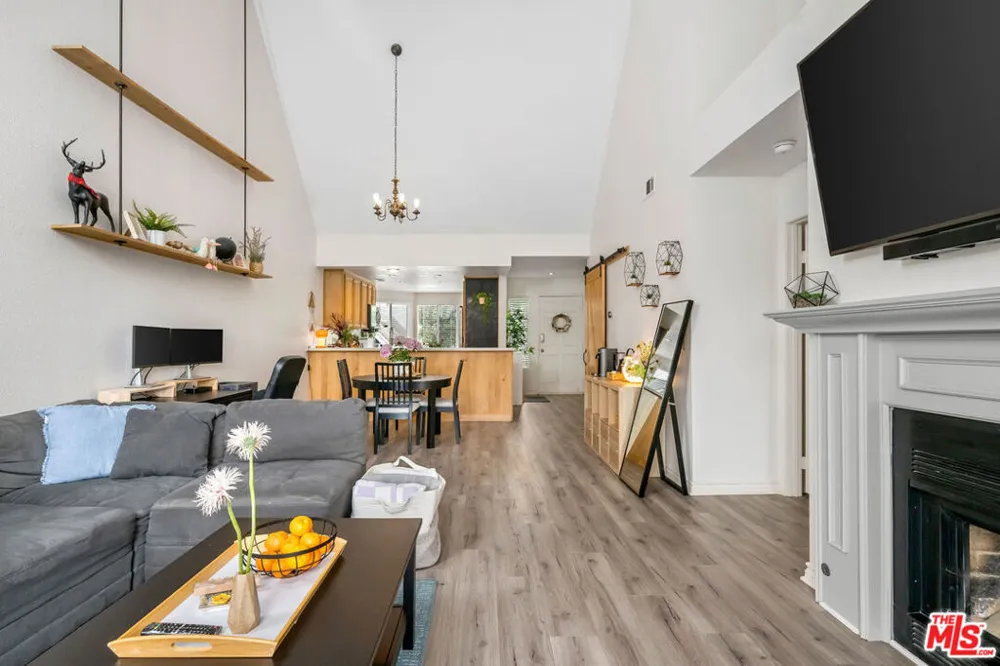 810 Baker Street #204 Costa Mesa, CA 92626