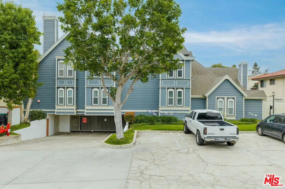 810 Baker Street #204 Costa Mesa, CA 92626