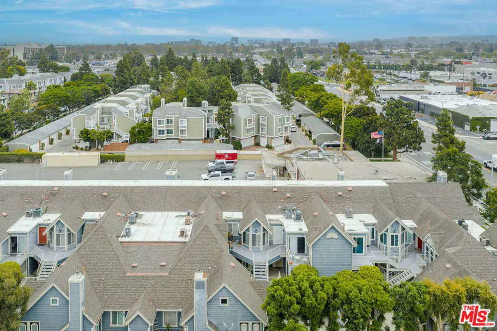 810 Baker Street #204 Costa Mesa, CA 92626