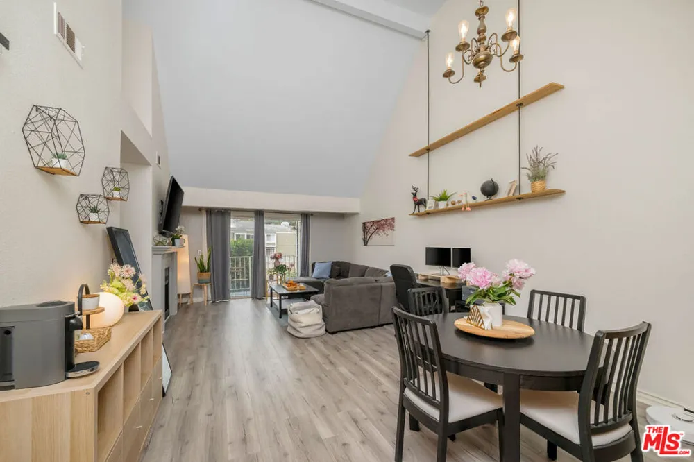 810 Baker Street #204 Costa Mesa, CA 92626