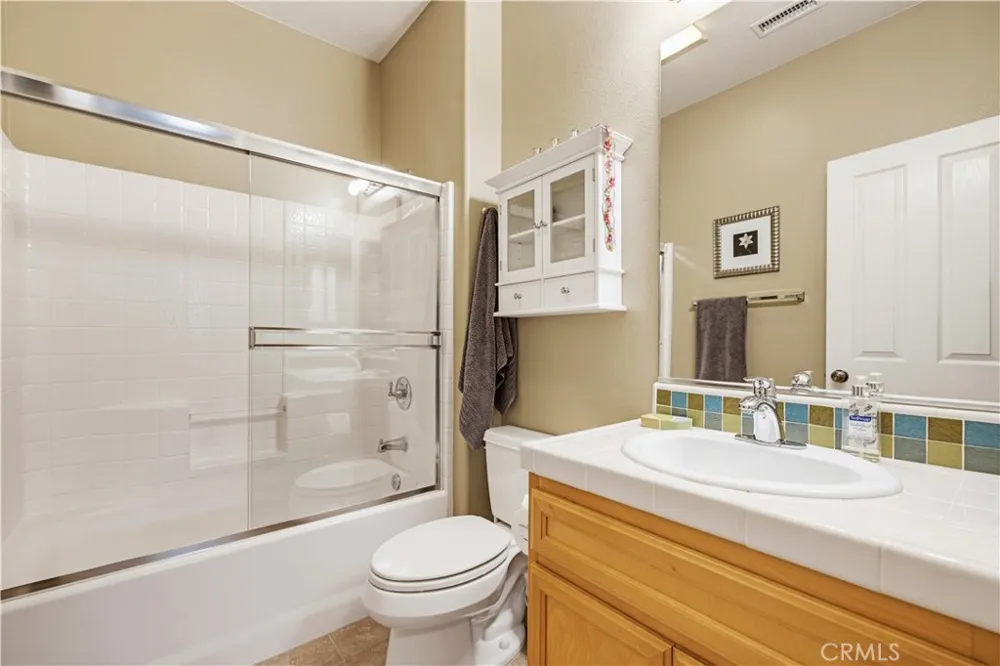 25441 Eagle Lane #140 Valencia, CA 91381