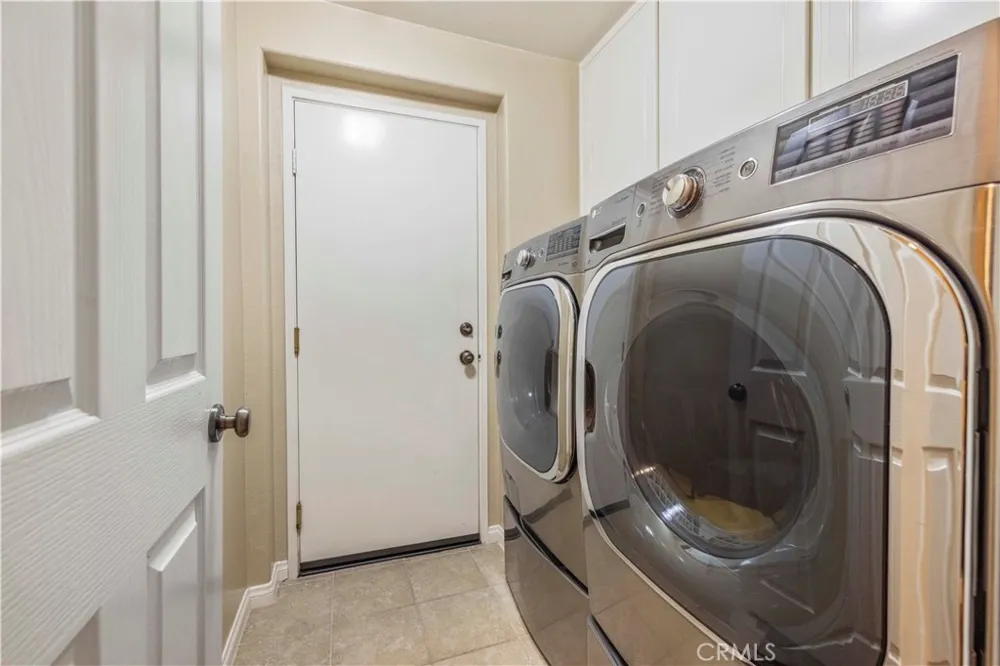25441 Eagle Lane #140 Valencia, CA 91381