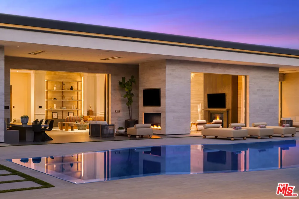 145 Mapleton Drive Los Angeles, CA 90077