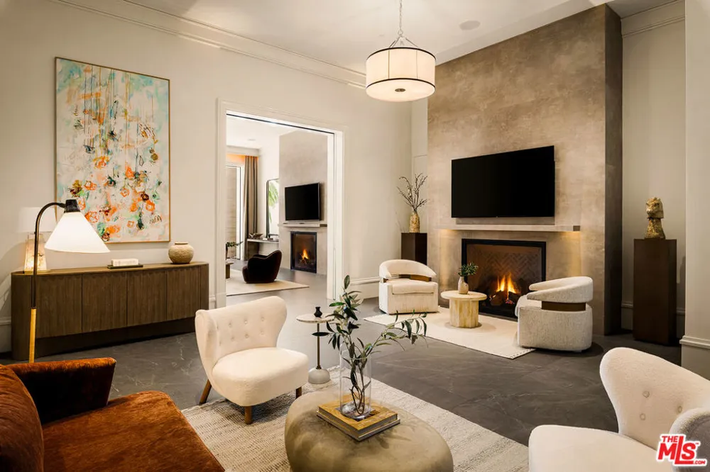 145 Mapleton Drive Los Angeles, CA 90077