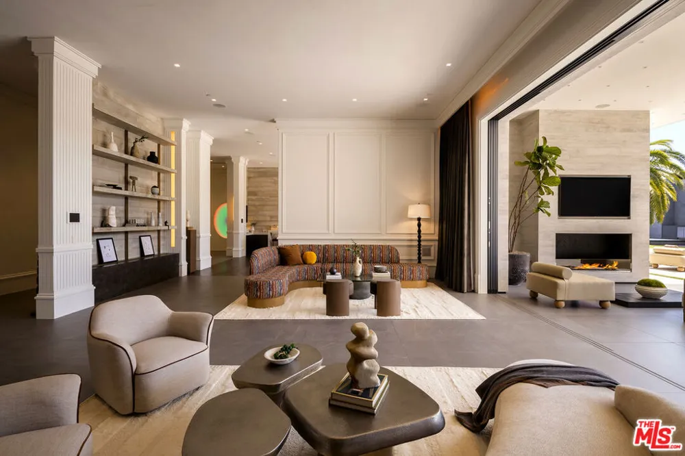 145 Mapleton Drive Los Angeles, CA 90077