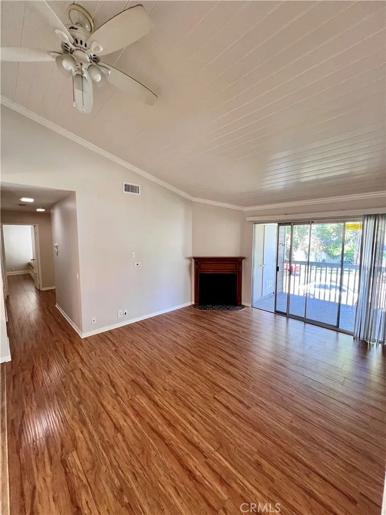 5706 Old Village Road #207 Yorba Linda, CA 92887