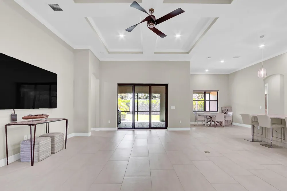 9242 Balsamo Drive Palm Beach Gardens, FL 33412