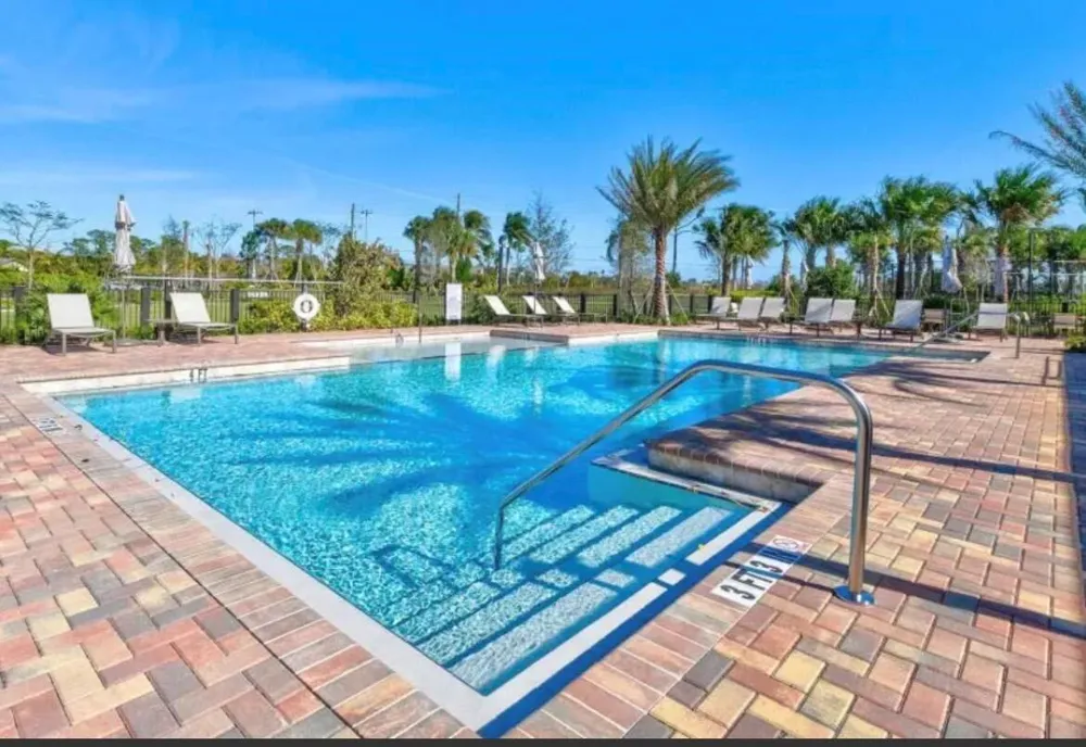 9242 Balsamo Drive Palm Beach Gardens, FL 33412